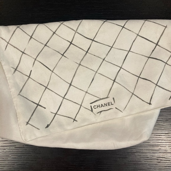 Chanel 2.55 Reissue Double flap Bag - Picture 3 of 8